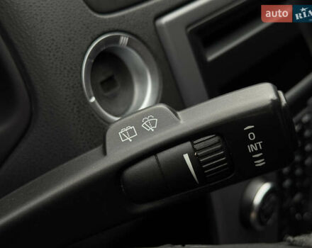 Серый Вольво В50, объемом двигателя 1.6 л и пробегом 240 тыс. км за 7999 $, фото 60 на Automoto.ua