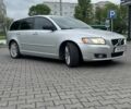 Серый Вольво В50, объемом двигателя 1.6 л и пробегом 315 тыс. км за 7700 $, фото 4 на Automoto.ua
