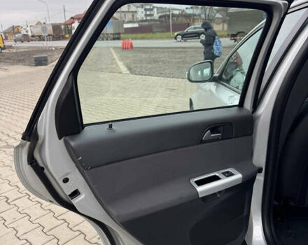 Серый Вольво В50, объемом двигателя 2 л и пробегом 225 тыс. км за 9999 $, фото 45 на Automoto.ua