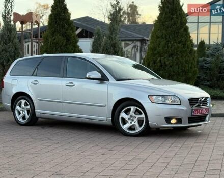 Серый Вольво В50, объемом двигателя 1.6 л и пробегом 229 тыс. км за 7950 $, фото 6 на Automoto.ua