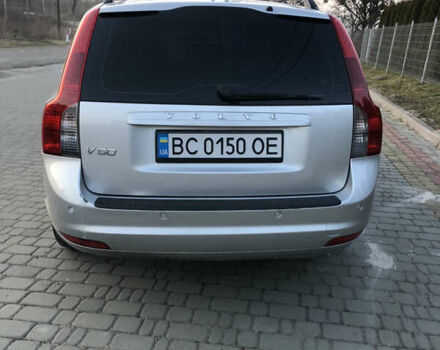 Сірий Вольво V50, об'ємом двигуна 1.6 л та пробігом 300 тис. км за 8500 $, фото 3 на Automoto.ua