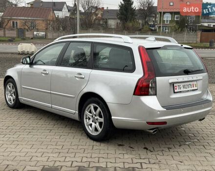 Серый Вольво В50, объемом двигателя 2 л и пробегом 225 тыс. км за 9999 $, фото 25 на Automoto.ua