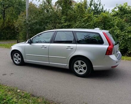 Сірий Вольво V50, об'ємом двигуна 1.6 л та пробігом 200 тис. км за 8200 $, фото 14 на Automoto.ua