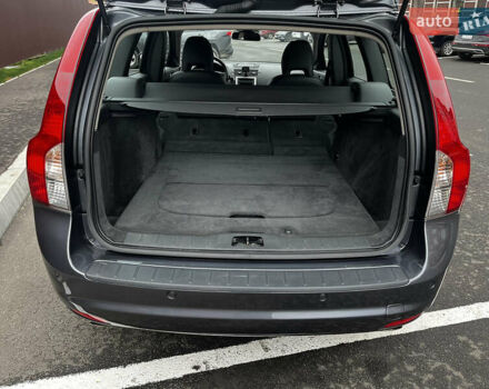 Серый Вольво В50, объемом двигателя 2 л и пробегом 205 тыс. км за 9200 $, фото 105 на Automoto.ua