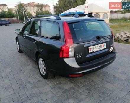 Серый Вольво В50, объемом двигателя 1.6 л и пробегом 199 тыс. км за 8299 $, фото 6 на Automoto.ua