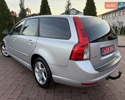 Серый Вольво В50, объемом двигателя 1.6 л и пробегом 229 тыс. км за 7950 $, фото 31 на Automoto.ua