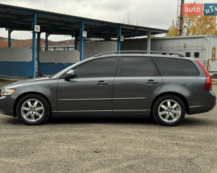 Серый Вольво В50, объемом двигателя 1.6 л и пробегом 240 тыс. км за 7999 $, фото 31 на Automoto.ua