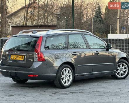 Серый Вольво В50, объемом двигателя 1.6 л и пробегом 218 тыс. км за 8500 $, фото 53 на Automoto.ua