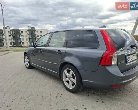 Сірий Вольво V50, об'ємом двигуна 1.56 л та пробігом 277 тис. км за 8699 $, фото 7 на Automoto.ua