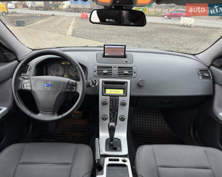 Серый Вольво В50, объемом двигателя 2 л и пробегом 225 тыс. км за 9999 $, фото 27 на Automoto.ua