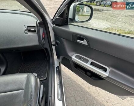 Серый Вольво В50, объемом двигателя 1.56 л и пробегом 236 тыс. км за 8000 $, фото 14 на Automoto.ua