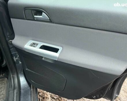 Сірий Вольво V50, об'ємом двигуна 2 л та пробігом 240 тис. км за 9690 $, фото 28 на Automoto.ua