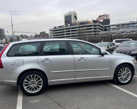 Серый Вольво В50, объемом двигателя 2 л и пробегом 258 тыс. км за 10200 $, фото 7 на Automoto.ua