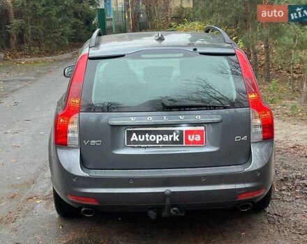 Серый Вольво В50, объемом двигателя 2 л и пробегом 240 тыс. км за 9690 $, фото 8 на Automoto.ua