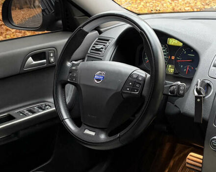 Серый Вольво В50, объемом двигателя 1.98 л и пробегом 248 тыс. км за 11800 $, фото 21 на Automoto.ua