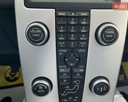 Серый Вольво В50, объемом двигателя 1.56 л и пробегом 324 тыс. км за 8000 $, фото 18 на Automoto.ua