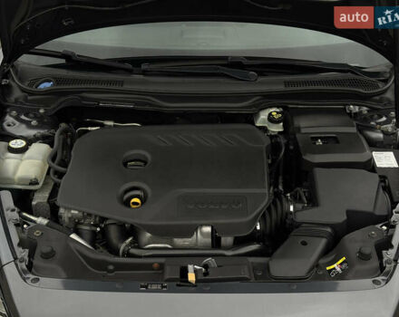 Серый Вольво В50, объемом двигателя 1.6 л и пробегом 240 тыс. км за 7999 $, фото 84 на Automoto.ua