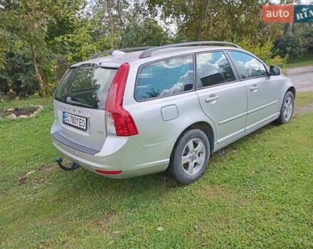 Серый Вольво В50, объемом двигателя 1.6 л и пробегом 236 тыс. км за 8000 $, фото 10 на Automoto.ua