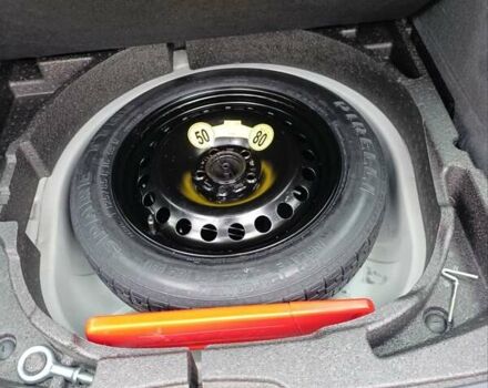 Серый Вольво В50, объемом двигателя 1.6 л и пробегом 200 тыс. км за 7800 $, фото 46 на Automoto.ua