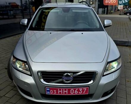 Сірий Вольво V50, об'ємом двигуна 2 л та пробігом 260 тис. км за 9750 $, фото 42 на Automoto.ua