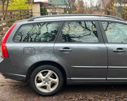Сірий Вольво V50, об'ємом двигуна 2 л та пробігом 240 тис. км за 9690 $, фото 12 на Automoto.ua