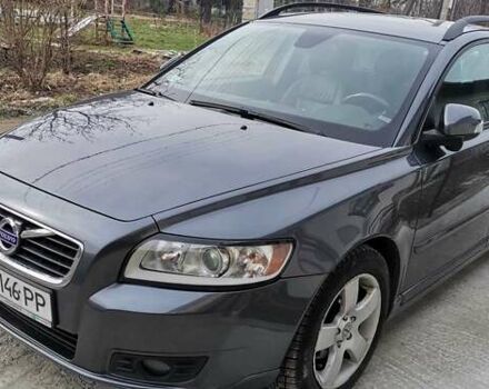 Серый Вольво В50, объемом двигателя 1.6 л и пробегом 253 тыс. км за 8200 $, фото 7 на Automoto.ua