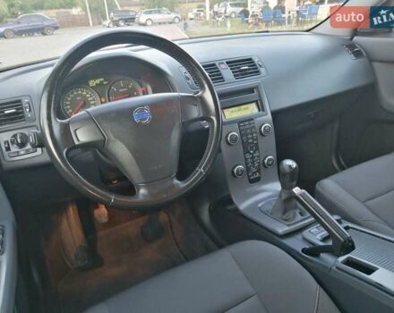 Серый Вольво В50, объемом двигателя 1.6 л и пробегом 199 тыс. км за 8299 $, фото 31 на Automoto.ua