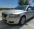 Серый Вольво В50, объемом двигателя 1.56 л и пробегом 243 тыс. км за 7800 $, фото 1 на Automoto.ua