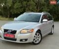 Сірий Вольво V50, об'ємом двигуна 1.6 л та пробігом 182 тис. км за 7555 $, фото 2 на Automoto.ua