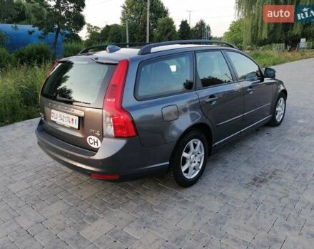 Серый Вольво В50, объемом двигателя 1.6 л и пробегом 199 тыс. км за 8299 $, фото 4 на Automoto.ua