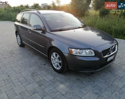 Серый Вольво В50, объемом двигателя 1.6 л и пробегом 199 тыс. км за 8299 $, фото 59 на Automoto.ua