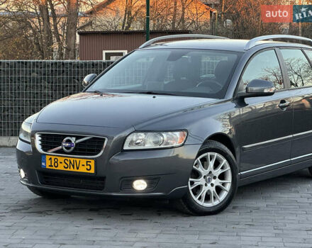 Серый Вольво В50, объемом двигателя 1.6 л и пробегом 218 тыс. км за 8500 $, фото 15 на Automoto.ua