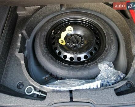 Серый Вольво В50, объемом двигателя 1.6 л и пробегом 199 тыс. км за 8299 $, фото 74 на Automoto.ua