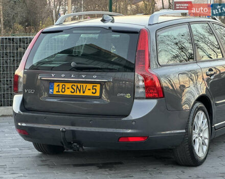 Серый Вольво В50, объемом двигателя 1.6 л и пробегом 218 тыс. км за 8500 $, фото 59 на Automoto.ua