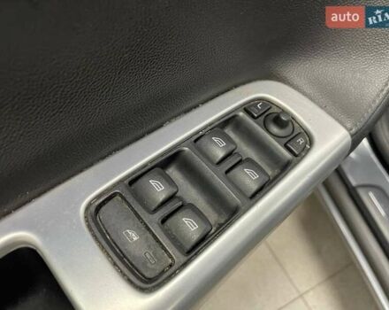 Серый Вольво В50, объемом двигателя 1.56 л и пробегом 227 тыс. км за 6690 $, фото 15 на Automoto.ua