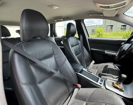 Серый Вольво В50, объемом двигателя 1.56 л и пробегом 236 тыс. км за 8000 $, фото 12 на Automoto.ua