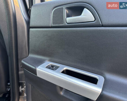 Серый Вольво В50, объемом двигателя 1.6 л и пробегом 215 тыс. км за 7499 $, фото 138 на Automoto.ua