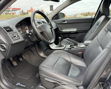 Сірий Вольво V50, об'ємом двигуна 1.6 л та пробігом 218 тис. км за 8799 $, фото 7 на Automoto.ua