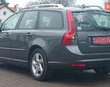 Сірий Вольво V50, об'ємом двигуна 0 л та пробігом 225 тис. км за 8750 $, фото 78 на Automoto.ua