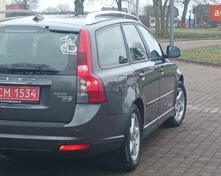 Сірий Вольво V50, об'ємом двигуна 0 л та пробігом 225 тис. км за 8750 $, фото 96 на Automoto.ua