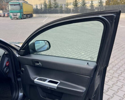 Серый Вольво В50, объемом двигателя 1.6 л и пробегом 240 тыс. км за 8999 $, фото 32 на Automoto.ua