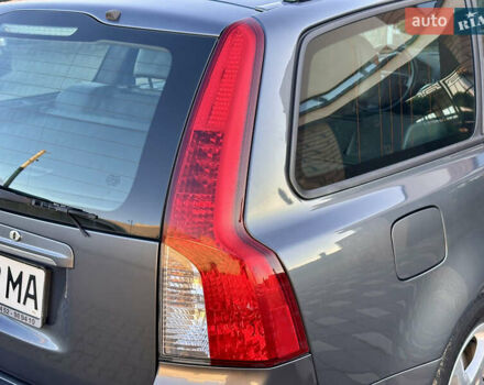 Серый Вольво В50, объемом двигателя 1.6 л и пробегом 215 тыс. км за 7499 $, фото 84 на Automoto.ua