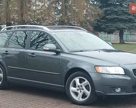 Сірий Вольво V50, об'ємом двигуна 0 л та пробігом 225 тис. км за 8750 $, фото 60 на Automoto.ua