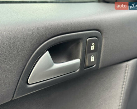 Сірий Вольво V50, об'ємом двигуна 1.6 л та пробігом 218 тис. км за 8899 $, фото 41 на Automoto.ua