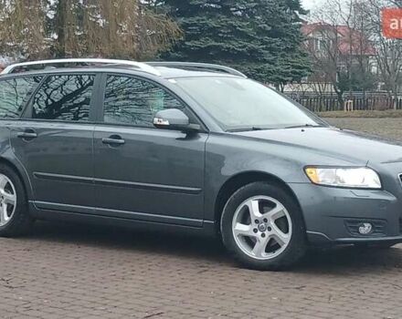Сірий Вольво V50, об'ємом двигуна 0 л та пробігом 225 тис. км за 8750 $, фото 58 на Automoto.ua