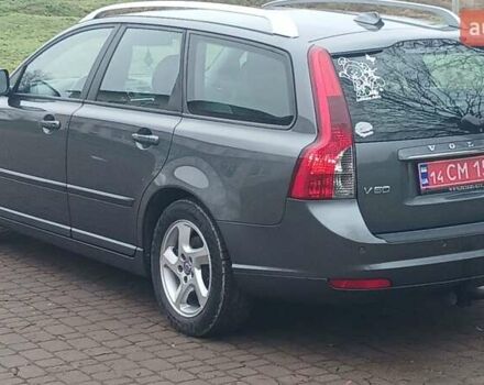 Сірий Вольво V50, об'ємом двигуна 0 л та пробігом 225 тис. км за 8750 $, фото 85 на Automoto.ua