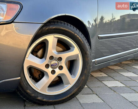 Серый Вольво В50, объемом двигателя 1.6 л и пробегом 215 тыс. км за 7499 $, фото 41 на Automoto.ua