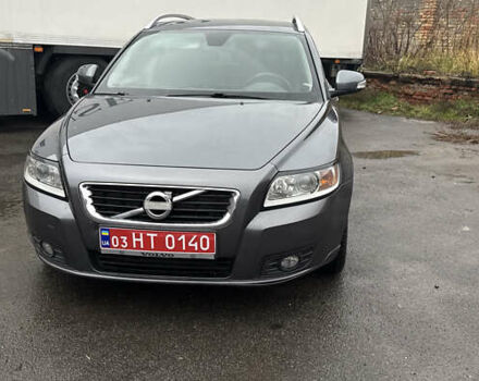 Серый Вольво В50, объемом двигателя 1.6 л и пробегом 219 тыс. км за 9700 $, фото 12 на Automoto.ua