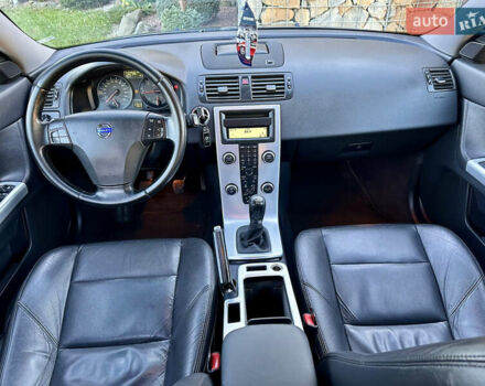 Серый Вольво В50, объемом двигателя 1.6 л и пробегом 215 тыс. км за 7499 $, фото 16 на Automoto.ua