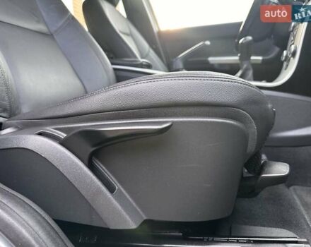 Сірий Вольво V50, об'ємом двигуна 1.6 л та пробігом 225 тис. км за 8450 $, фото 140 на Automoto.ua